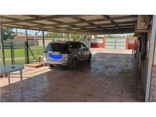 Casa en venta en Carmona