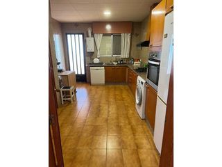 Chalet en venta en Zona Urbanizaciones en Alzira