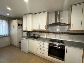 Casa adosada en venta en Parla Este en Parla
