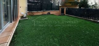 Casa adosada en venta en Parla Este en Parla