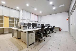 Local comercial en alquiler en Les Tres Torres en Barcelona