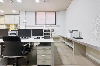 Local comercial en alquiler en Les Tres Torres en Barcelona