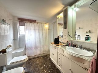 Casa adosada en venta en El Raval - Safaretjos en Santa Coloma de Gramanet