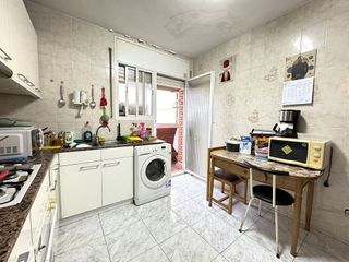 Casa adosada en venta en El Raval - Safaretjos en Santa Coloma de Gramanet