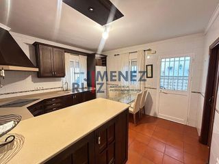 Casa pareada en venta en La Banda - Campo de Fútbol en Chiclana de la Frontera