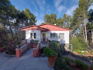 Chalet en venta en Corbera de Llobregat