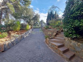 Chalet en venta en Corbera de Llobregat