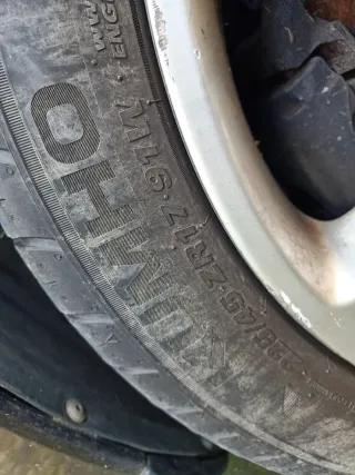 Llantas Volvo 17 5x108