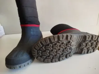 Botas, Guantes y Gafas Nieve Niño 14 Años.