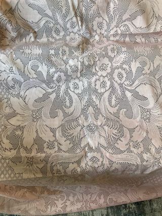 Colcha antigua encaje rosa 90