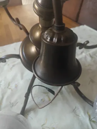 Lámpara de techo antigua de metal y cristal