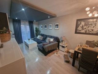 Piso en venta en Camino Viejo de Málaga en Vélez-Málaga