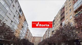 Piso en venta en Coronación en Vitoria-Gasteiz