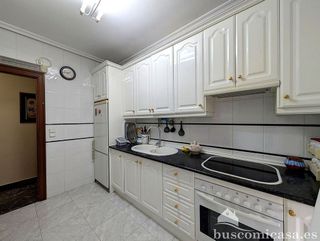 Piso en venta en Linares