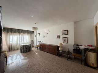 Piso en venta en Mengíbar