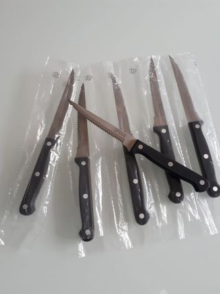 SET COLTELLI PER LA CARNE IN ACCIAIO