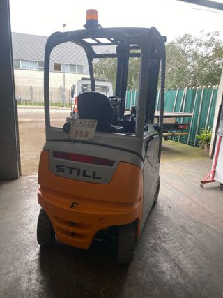 Carretilla elevadora STILL matriculada