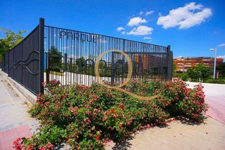 Casa adosada en alquiler en Canillas en Madrid