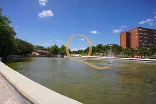 Casa adosada en alquiler en Canillas en Madrid