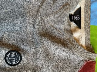 Sudadera Volcom Gris y Roja Original