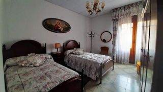 Chalet en venta en Tudela