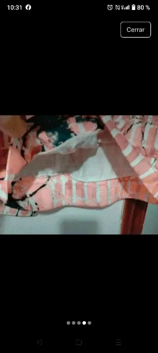 Sudadera rosa con estampado de araña