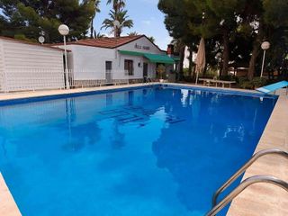 Chalet en venta en Peña de las Águilas en Elche