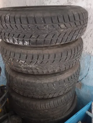 3 Ruedas 175/80/14 en buen estado