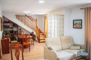 Casa adosada en venta en Zona Pueblo en Guardamar del Segura