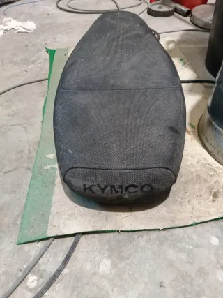 Asiento Kymco Vitality Scooter Negro