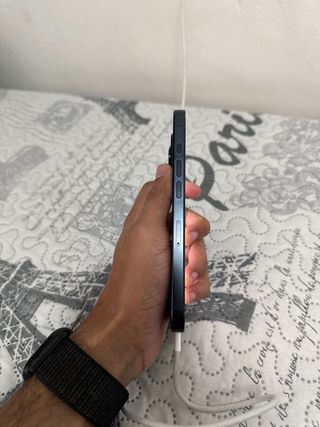 iPhone 15 Pro 91% Batería Titanio Azul