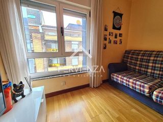 Piso en venta en Montecerrao en Oviedo