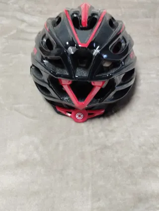 Casco de Bicicleta Negro y Rojo