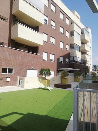 Piso en alquiler en Nueva Almería - Cortijo Grande - Vega de Acá en Almería