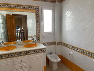 Casa adosada en venta en Conil en Conil de la Frontera