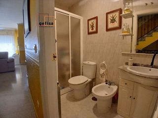 Casa adosada en venta en Valdepeñas