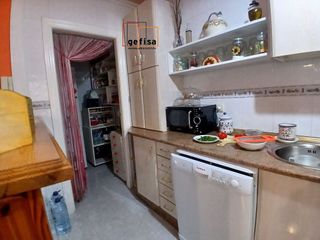 Casa adosada en venta en Valdepeñas