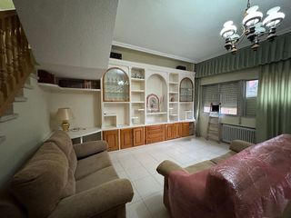 Casa adosada en venta en Constitución-El Balconcillo en Guadalajara