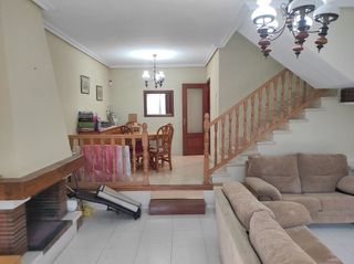 Casa adosada en venta en Constitución-El Balconcillo en Guadalajara