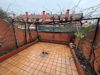 Casa adosada en venta en Constitución-El Balconcillo en Guadalajara