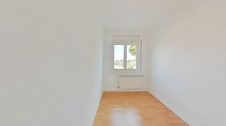 Piso en venta en Creu de Barberà en Sabadell
