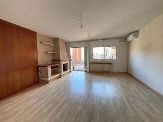 Casa adosada en venta en Centre - Joan Prim en Granollers