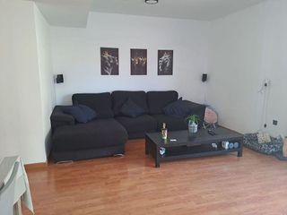 Piso en venta en Monserrat