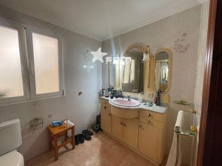 Piso en venta en Castell (Es)