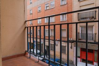 Piso en venta en Delicias en Zaragoza