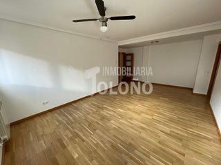 Piso en venta en Haro