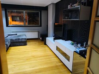 Piso en venta en Residencia en Ourense