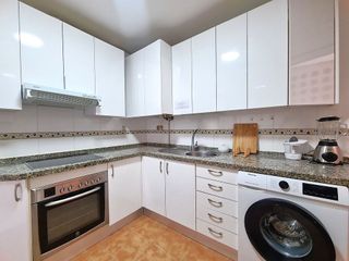 Piso en venta en Puerto - Plaza de Toros en Estepona