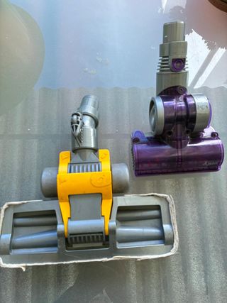 Aspiradora Dyson para piezas + Accesorios