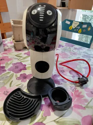 Cafetera Nescafé Dolce Gusto Genio S DeLonghi